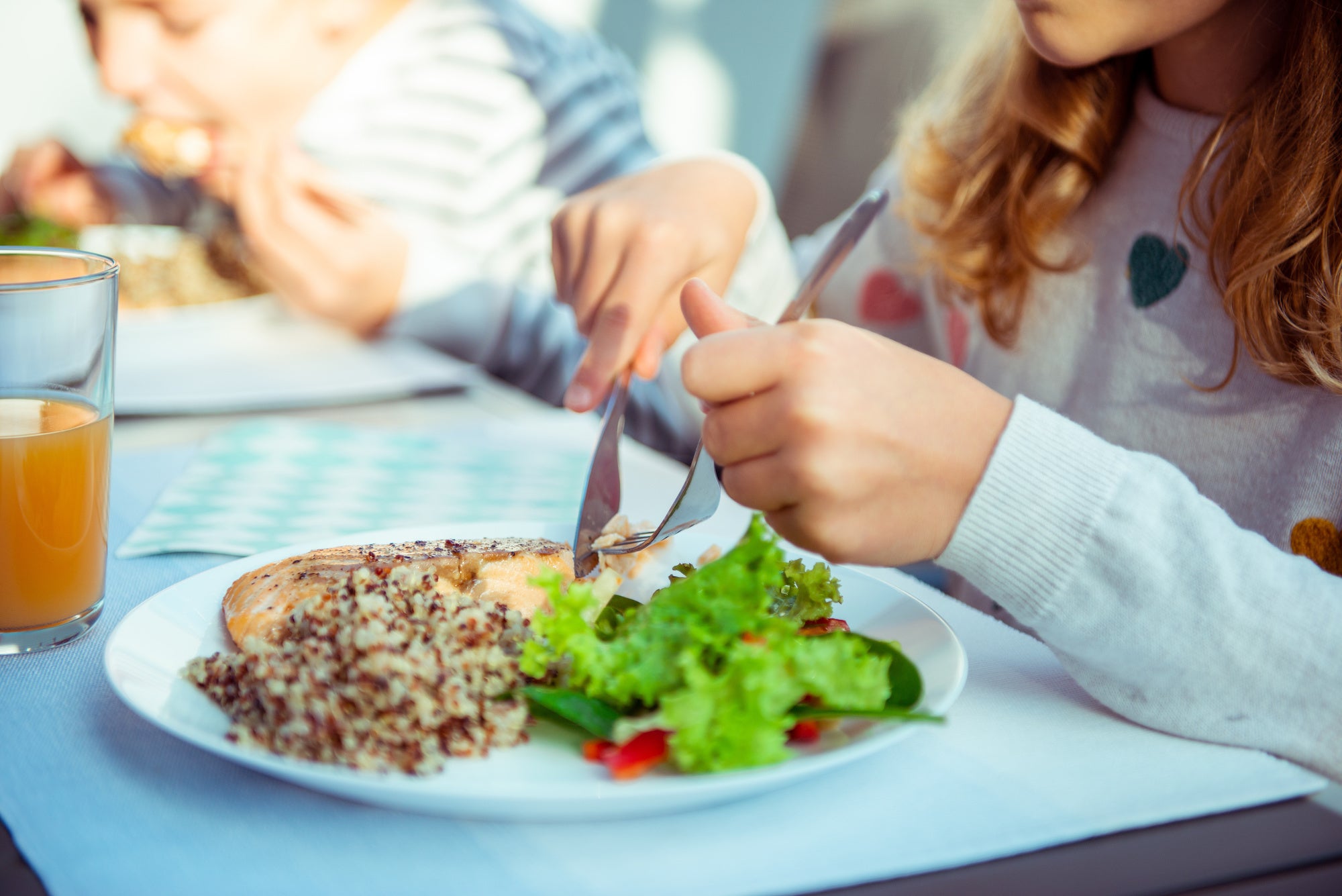 Kid Eating Fish Vitaminfit